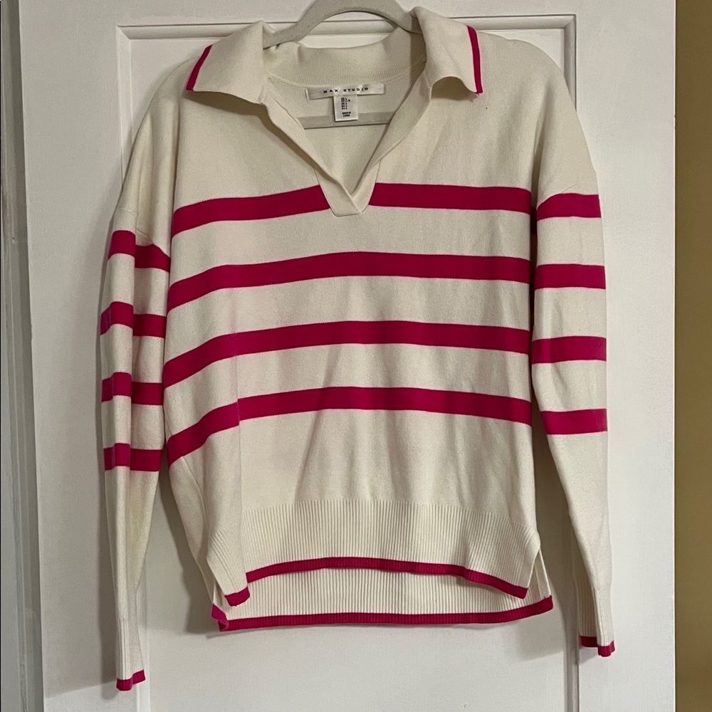 Max Studio V-Neck Sweater with Cream and Pink Stripes